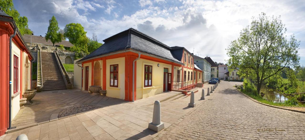 Jeschkeho vila a Lázeňský dům Kuks Exteriér fotografie